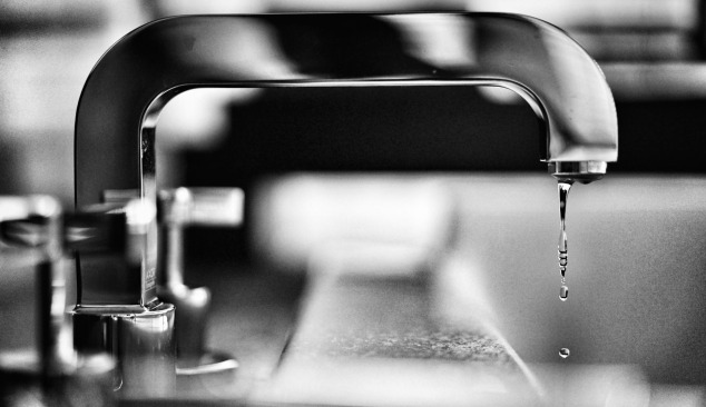 Elige un grifo funcional para tu baño