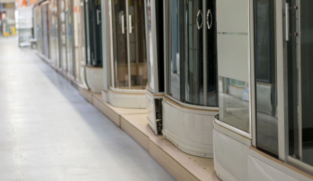 ¿Qué material y tamaño de plato de ducha elegir?