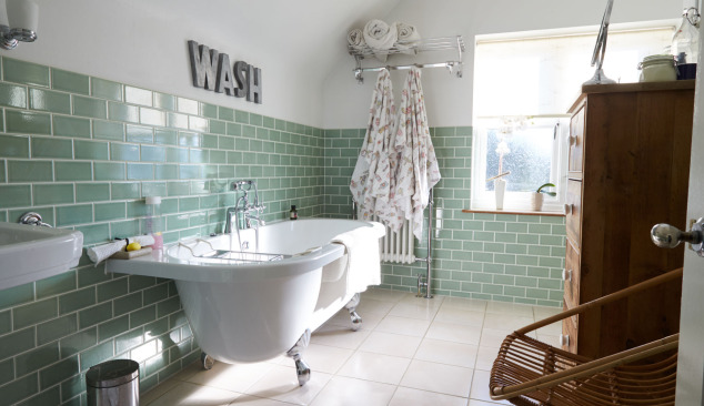 ¿En qué fijarse antes de elegir muebles de baño?