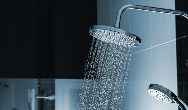 ¿Vale la pena un sistema de ducha en bañera expuesta?