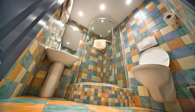 ¿Cómo se puede instalar una cabina de ducha?