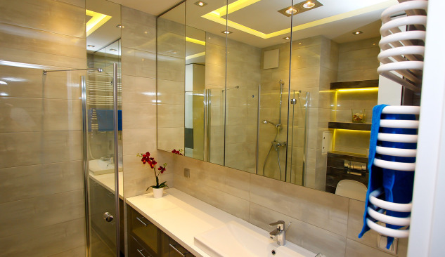 Armarios de baño esquineros en diversos estilos