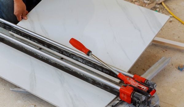 ¿Cómo cortar azulejos correctamente?