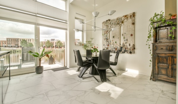 ¿Cuáles son las clases de desgaste de las baldosas? Descubre cuáles greses se adaptarán en la cocina, el baño y el salón.