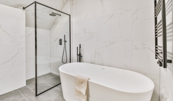 Baldosas 60x60 cm - cómo colocarlas correctamente y qué ancho de junta elegir para gres 60x60 cm