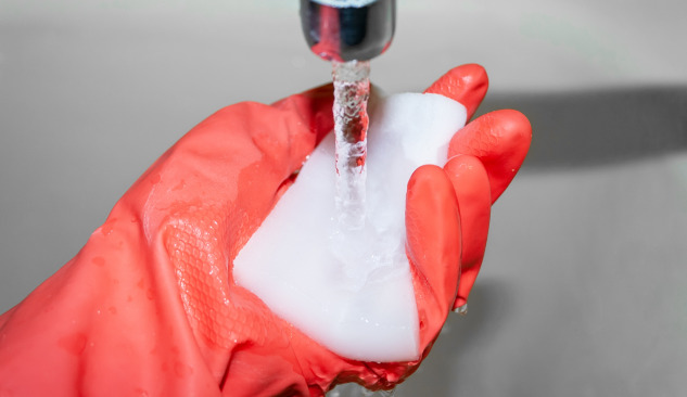 ¿Cómo limpiar un desagüe lineal?