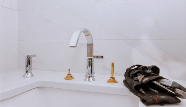 ¿Cómo destapar el lavabo?