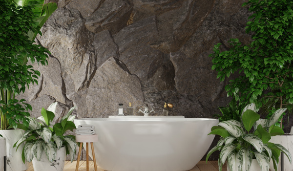 Bañera independiente en un elegante baño