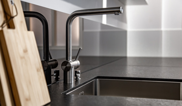 ¿Qué encimera elegir para un fregadero empotrado?