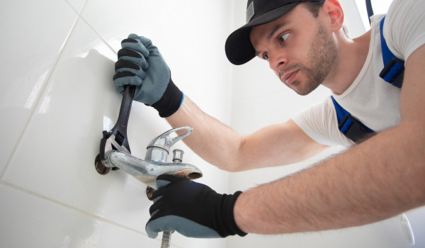 ¿Cómo montar un plato de ducha?