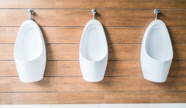 ¿Cómo montar un urinario?