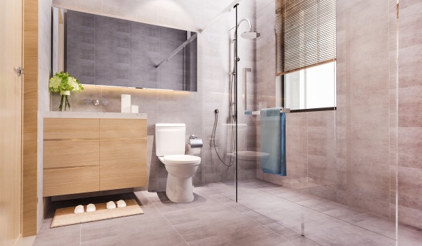 Baldosas antideslizantes y diseño: ¿cómo elegir soluciones seguras y elegantes, clases de antideslizamiento?