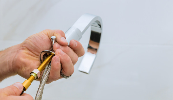 ¿Qué rosca tiene el grifo del lavabo?