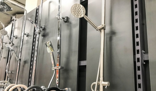 ¿A qué altura instalar el conjunto de ducha deslizante?